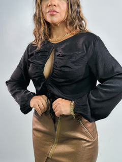 BLUSA ACETINADA PAULA