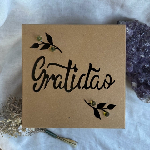 * Caixa de MDF Gratidão - Cy