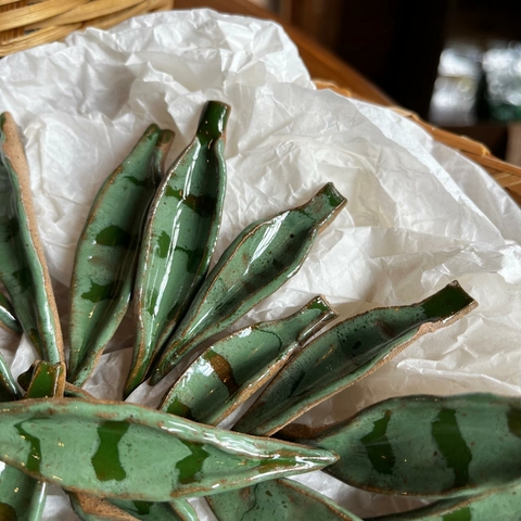 * Mini Espada de São Jorge - Artha Cerâmica