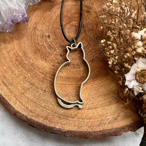 Colar Gato Cordão Encerado Preto