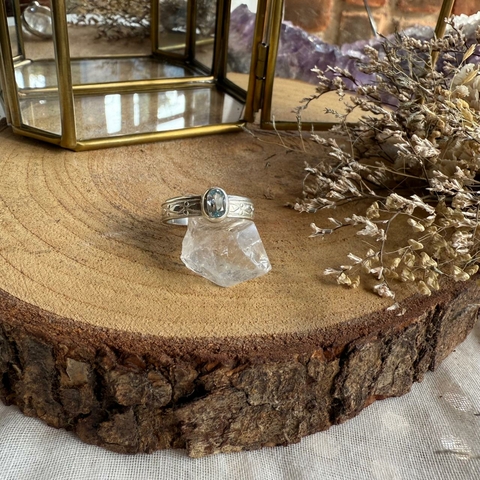 * Anel Musa Topazio Azul 950 (número 21) - Madre Luna Joias