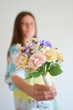 RAMO DE NOVIA LILA en internet