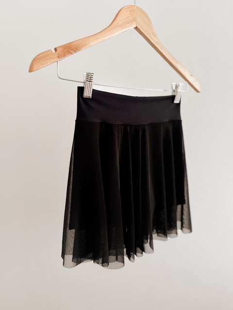 Short Saia Cisne