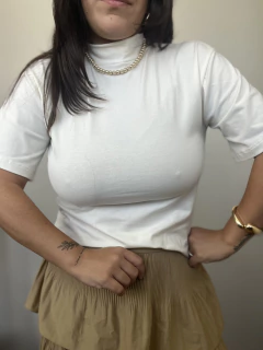 Blusa Golinha off white - comprar online