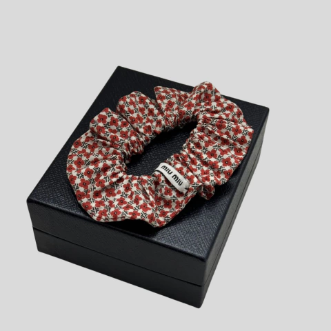 Scrunchie Miu Miu