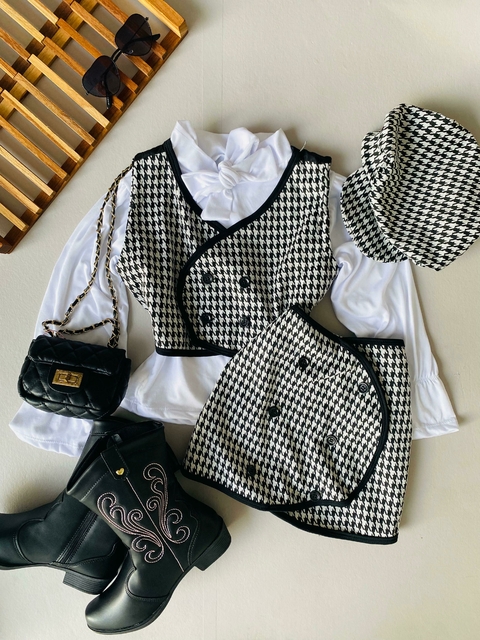 Conjunto Pied Colete 4, 6 e 8 Anos - comprar online