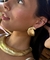 Collar Megan Dorado en internet