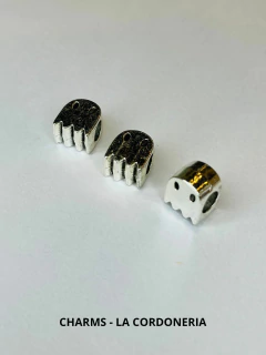 UNIDAD CHARMS FANTASMITAS PLATEADOS FUNDICION- LA CORDONERIA