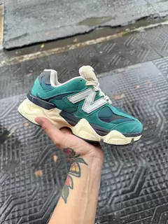 NEW BALANCE 9060 AQUA