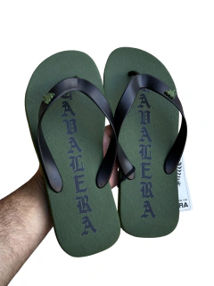 CHINELO GOTHICA CAVALERA VERDE OLIVA