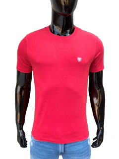 CAMISETA CAVALERA BASICA VERMELHO