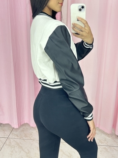 Bomber Colegial Com Manga Courino - loja online