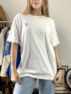 Camiseta Ferrari (M) - comprar online