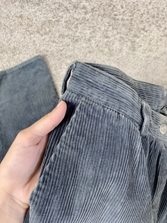 Calça Veludo Cotelê Azul (36) na internet