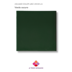 Verde oscuro