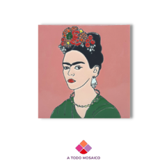 MAYÓLICA Frida Retrato (Fondo Rosa) - comprar online