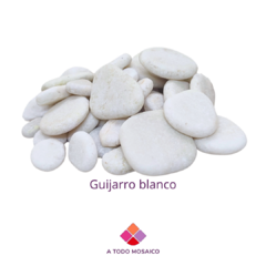 Guijarro blanco (mármol)