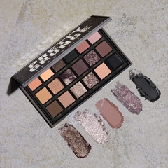 (SOB ENCOMENDA) Pretty Grunge Eyeshadow Palette Huda Beauty - Day Imports