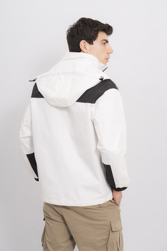 ROMPEVIENTO BICOLOR UNISEX en internet