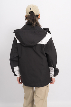 Imagen de ROMPEVIENTO BICOLOR UNISEX