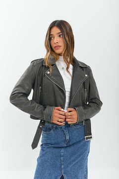CAMPERA ECOCUERO JAZMIN - I AM | Indumentaria