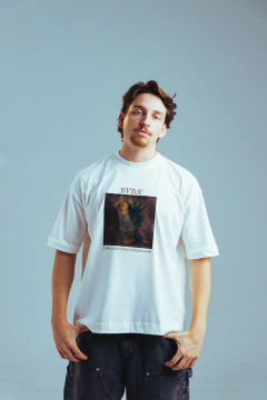 Camiseta Boxy Oversized Off-White - Supplying Good Surrealism! - comprar online