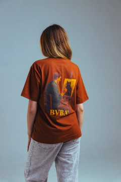Camiseta Boxy Oversized Avelã - Sussurro invisível - BVBA Supply® - Supplying good trips!
