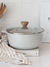 Cacerola 24cm antiadherente essential crema