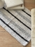 Imagen de Alfombra c/líneas Negro y Gris 40X60 GHI-34