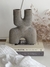Florero Gris 19x23 GH-612