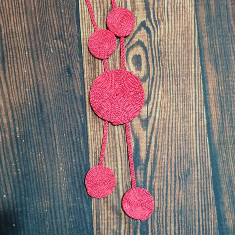 Colar De 5 Círculos Em Corda Colorida