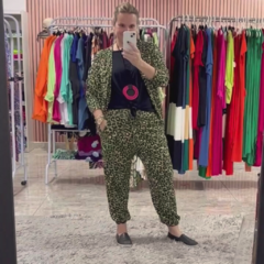Calça Jogger Estampada Em Viscolycra - comprar online