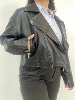 CAMPERA CUERO en internet