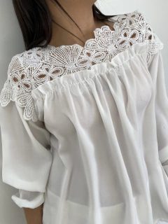 BLUSA