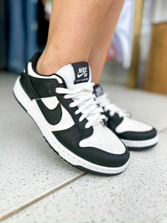 Tenis Nike Dunk Preto C/Branco - comprar online