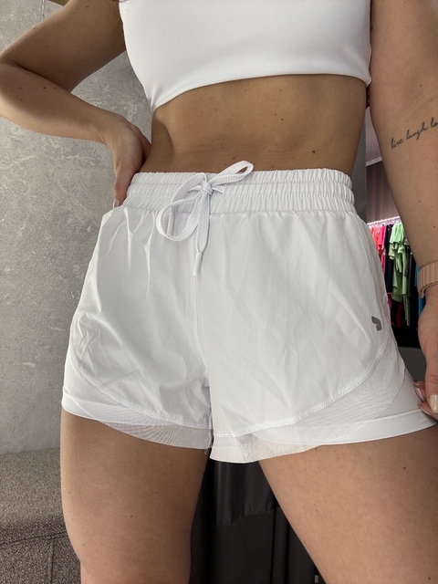 Shorts Recortes Tule Branco