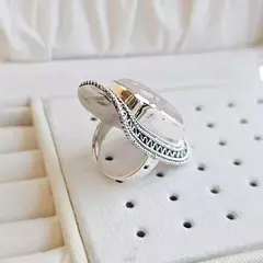 ANILLO CON PIEDRA