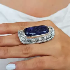 ANILLO CON PIEDRA