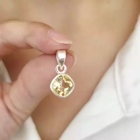 DIJE DE PIEDRA NATURAL CITRINO FACETADO