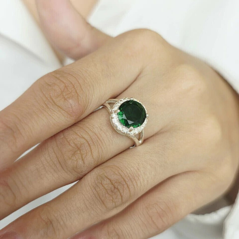 ANILLO CON MICROPAVE Y CUBIC VERDE