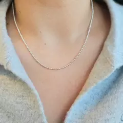 CADENA TODA DE BOLITAS