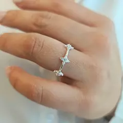 ANILLO TRES ESTRELLAS CUBIC