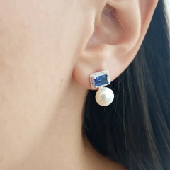 PASANTE MICROPAVE Y CUBIC AZUL 9 MM CON PERLA 9 MM