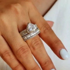 ANILLO DOBLE CON CUBIC GOTA Y MICROPAVE