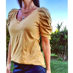 Remera Lucy (Negra, Tostada)