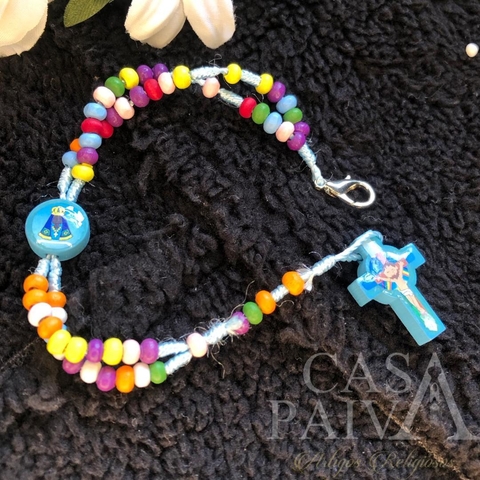 Terço de pulso de Madeira com medalha dupla face resinada de aparecida e fecho Mirim