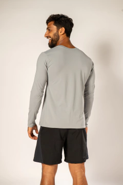 CAMISETA UV MASCULINA MANGA LONGA CINZA CLARO na internet