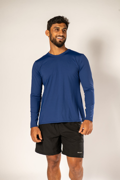 CAMISETA UV MASCULINA MANGA LONGA AZUL NÁUTICO