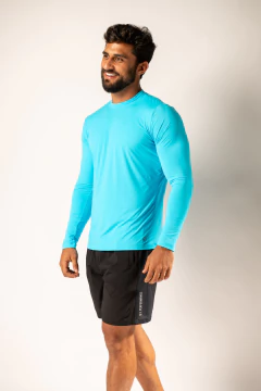 CAMISETA UV MASCULINA MANGA LONGA AZUL CLARO - comprar online