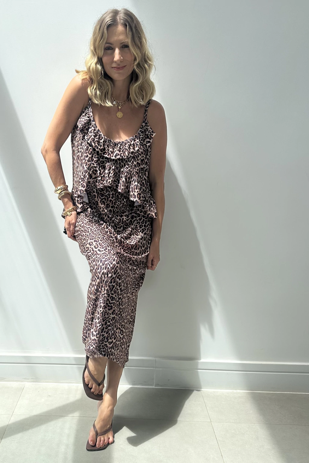 Vestido Babados Onça
